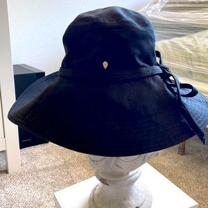 Helen Kaminski flexible hat